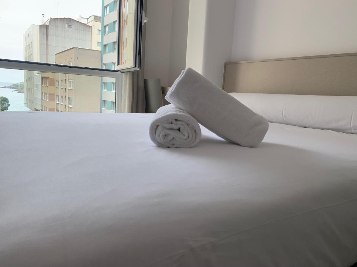 Oxford Suites Ciudad De L拉科鲁尼亚 外观 照片